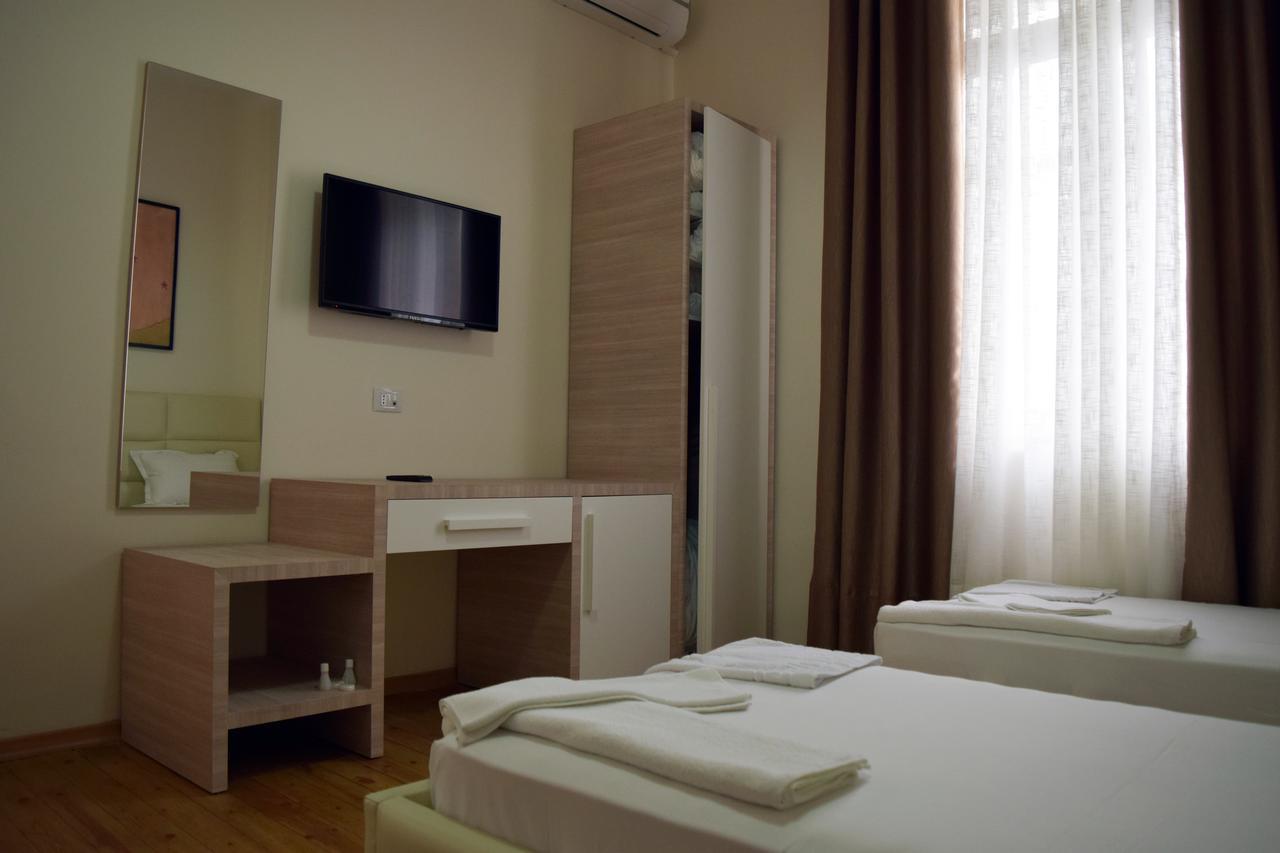 Living Hotel Tirana Exteriér fotografie